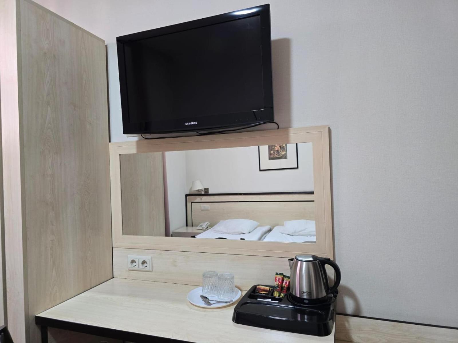 Hotel Rike Park Tbilisi Exterior photo