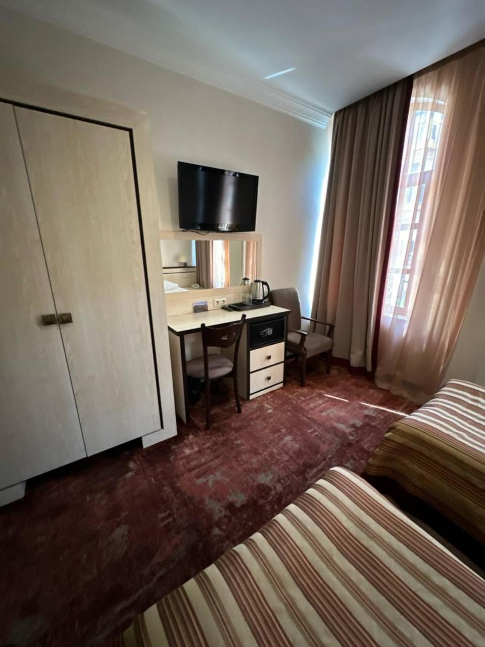 Hotel Rike Park Tbilisi Exterior photo