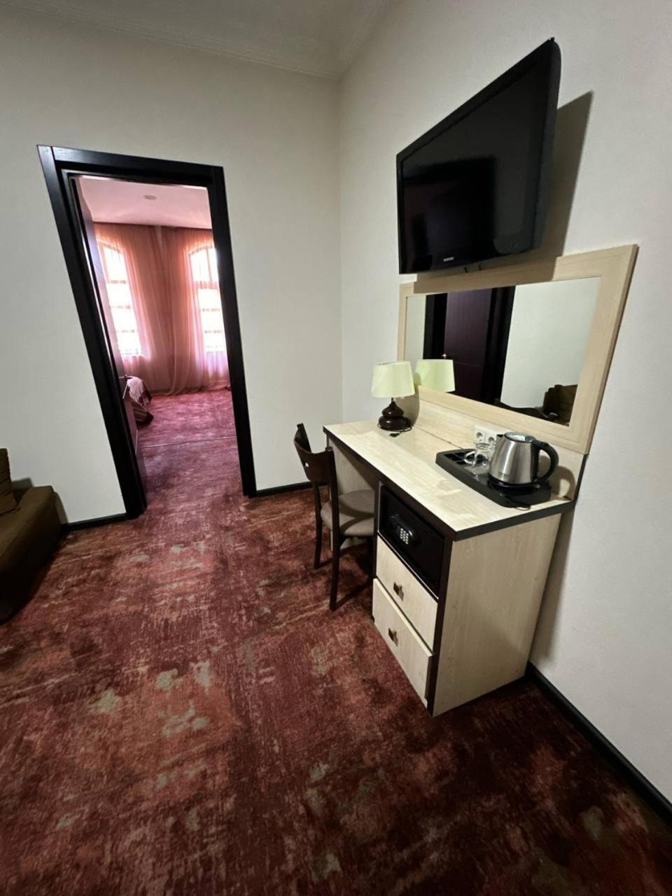 Hotel Rike Park Tbilisi Exterior photo