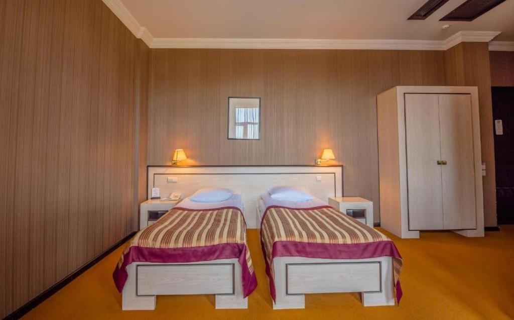 Hotel Rike Park Tbilisi Exterior photo