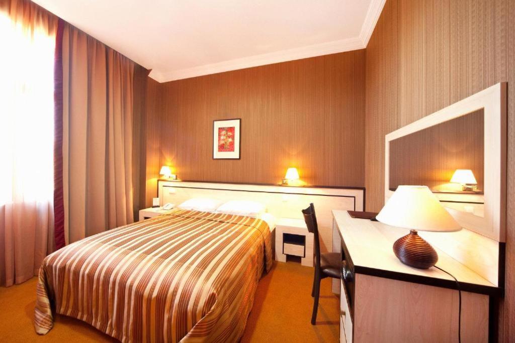 Hotel Rike Park Tbilisi Exterior photo